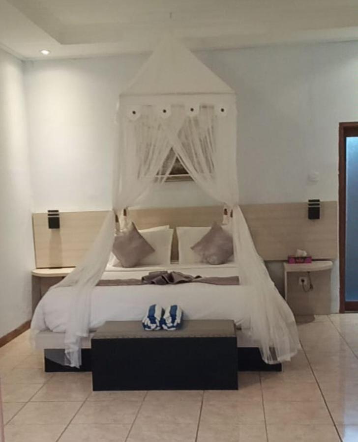 Sunset Cave Villas Lembongan Nusa Lembongan  Exterior photo
